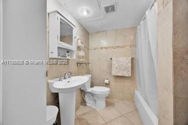 APT-219 - 6709 N Kendall Dr, Townhouse with 3 bedrooms, 3 bathrooms and null parking in Pinecrest FL | Image 10