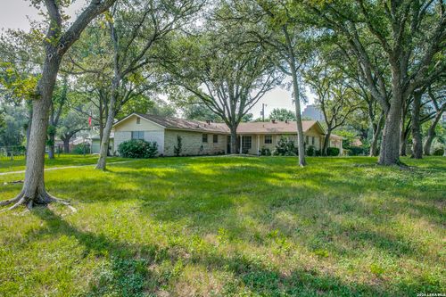 3102 Hitching Post St, San Antonio, TX, 78217-5149 | Card Image