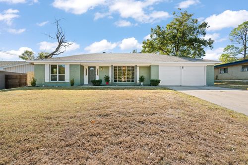 4713 Wheelock Dr, Fort Worth, TX, 76133-5113 | Card Image