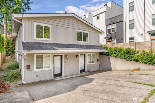 9251 Ashworth Ave N, Seattle, WA, 98103-3501 | Card Image