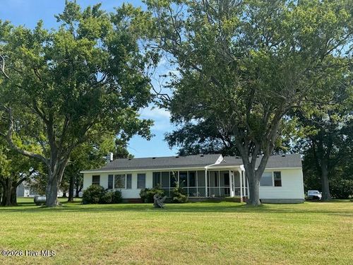 133 Ferryview Ln, Knott's Island, NC, 27950-9648 | Card Image