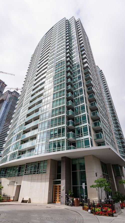 2710-397 Front St W, Toronto, ON, M5V3S1 | Card Image