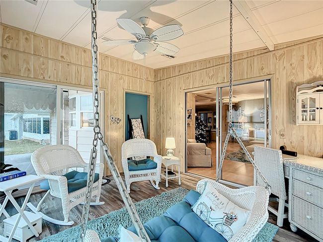 Florida room | Image 16