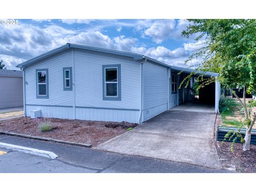 61-301 E Columbia Dr, Newberg, OR, 97132-4000 | Card Image