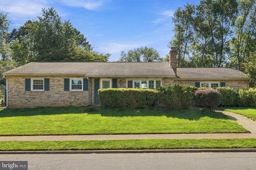3 S West Ave, Shiremanstown, PA, 17011-6544 | Card Image