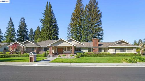 261 Saint Paul Dr, Alamo, CA, 94507 | Card Image