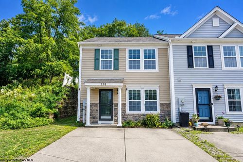 101 Auburn Dr, Morgantown, WV, 26501-2702 | Card Image