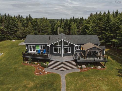 193 Red Tail Dr, Mahone Bay, NS, B0J2E0 | Card Image