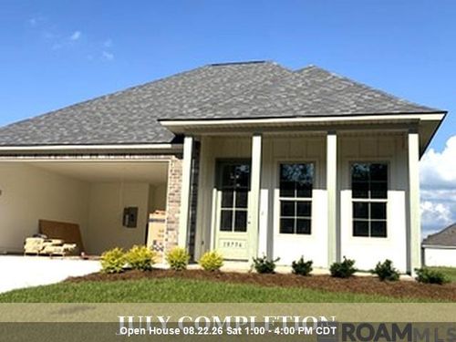 18756 Seabiscuit Ln, Zachary, LA, 70791-8250 | Card Image