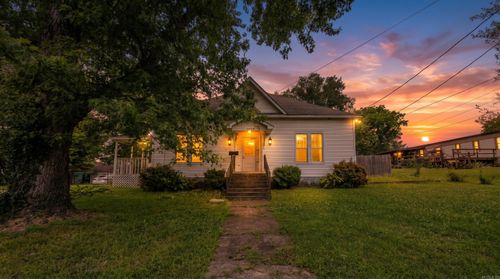 222 S 6th St, Thayer, MO, 65791-1319 | Card Image