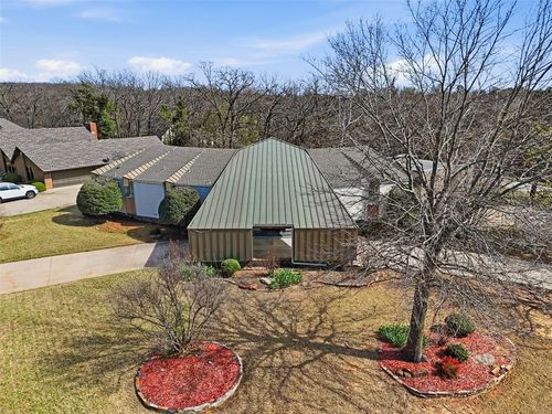 1700 Augusta Dr, Ada, OK, 74820-8583 | Card Image