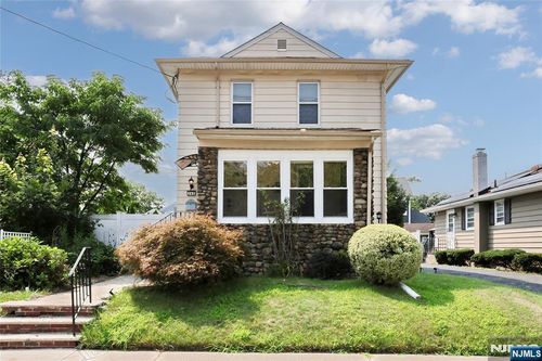242 Central Ave, Hawthorne, NJ, 07506-1822 | Card Image