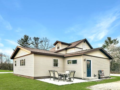 W3939 A Street, Loretto, MI, 49852 | Card Image