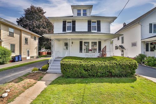 42 Beverly Ave, Lockport, NY, 14094-2502 | Card Image