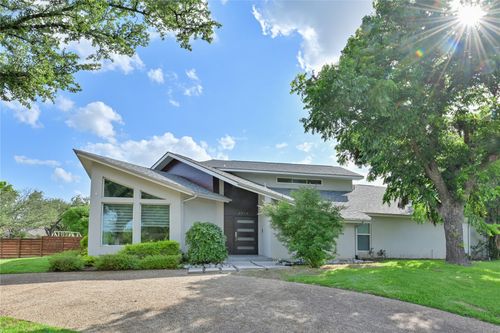 6956 Meadowbriar Ln, Dallas, TX, 75230-4251 | Card Image