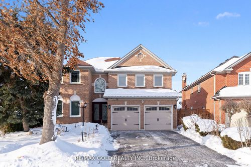 38 Mountainberry Rd, Brampton, ON, L6R1J3 | Card Image