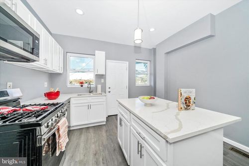 2224 W Fayette St, BALTIMORE, MD, 21223-1512 | Card Image