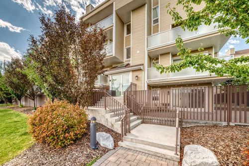 307-3717 42 St Nw, Calgary, AB, T3A2W2 | Card Image