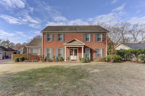 1425 Pecan Trees Dr, Germantown, TN, 38138-1800 | Card Image