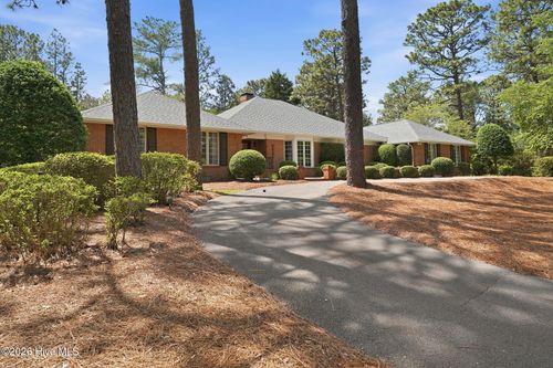 210 Quail Hollow Dr, Pinehurst, NC, 28374-7083 | Card Image