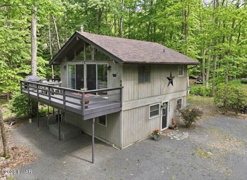 111 Widgeon Ln, Lords Valley, PA, 18428 | Card Image
