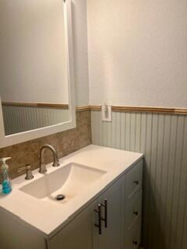 2nd Bathroom | Image 13
