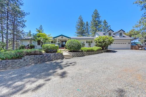 26375 Barb Wire Ln, Colfax, CA, 95713-9418 | Card Image