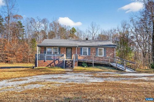 218 Mahan Rd, FARMVILLE, VA, 23901-3925 | Card Image
