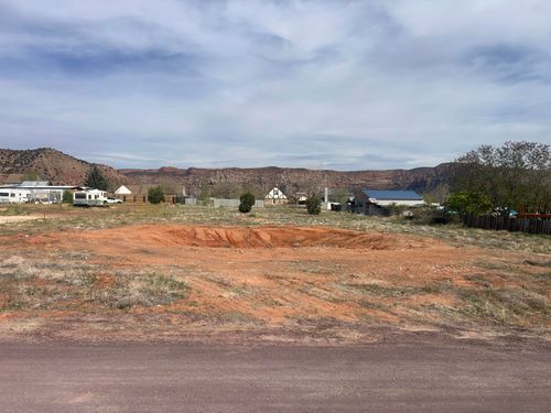 740 N Elm St, Hildale, UT, 84784-7783 | Card Image