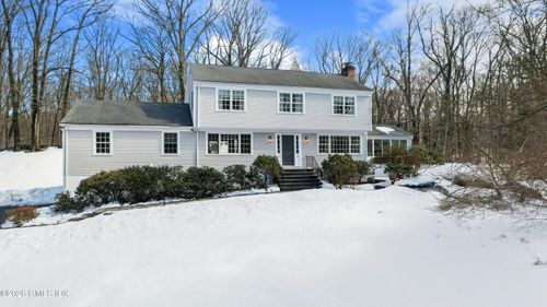 40 Thunder Mountain Rd, Greenwich, CT, 06831-3233 | Card Image