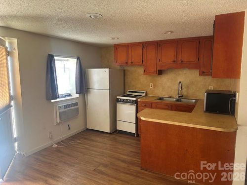 b-1305 W Front Street, Statesville, NC, 28677 | Card Image
