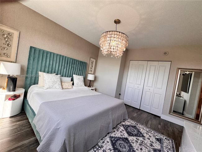 APT-908S - 2681 N Flamingo Rd, Condo with 3 bedrooms, 3 bathrooms and null parking in Sunrise FL | Image 27