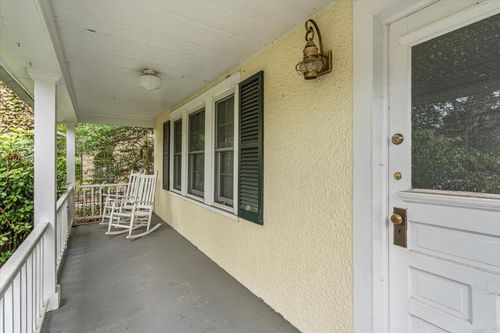 16 Egypt Ln, Locust Valley, NY, 11560-1411 | Card Image
