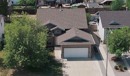 123 Upland Rd W, Brooks, AB, T1R0P9 | Card Image