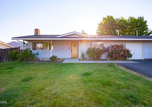 10336 Wright Avenue, Klamath Falls, OR, 97603 | Card Image