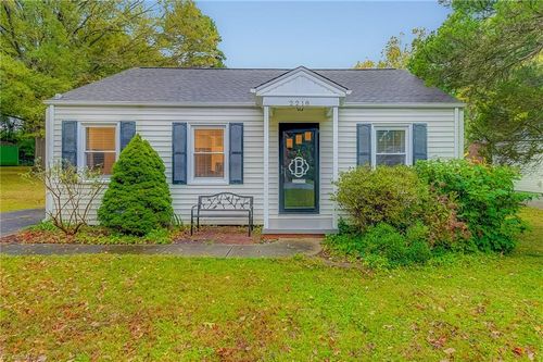 2218 Sherwood Dr, Winston-Salem, NC, 27103-4447 | Card Image