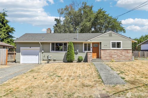 4718 S Victor Street, Seattle, WA, 98178 | Card Image
