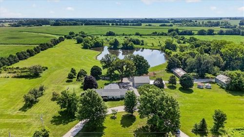26025 Metcalf Rd, Louisburg, KS, 66053-6206 | Card Image