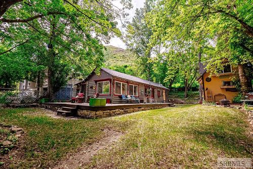 65 E Booth, Lava Hot Springs, ID, 83246-7700 | Card Image