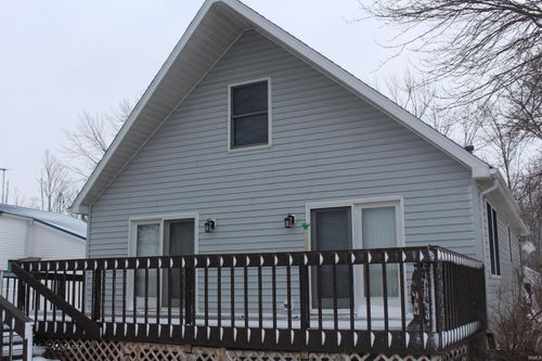 46 W Waldron Lake Dr, Wawaka, IN, 46794-9743 | Card Image