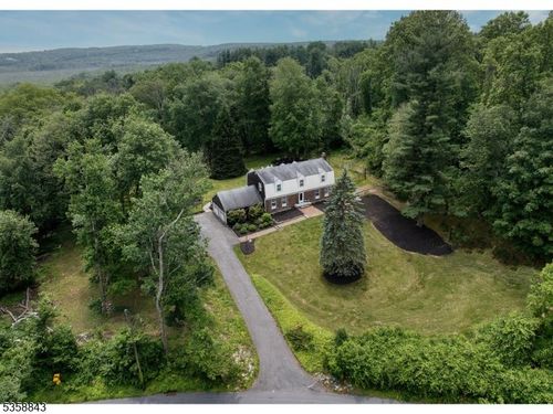 6 Ironia Rd, Flanders, NJ, 07836-7107 | Card Image