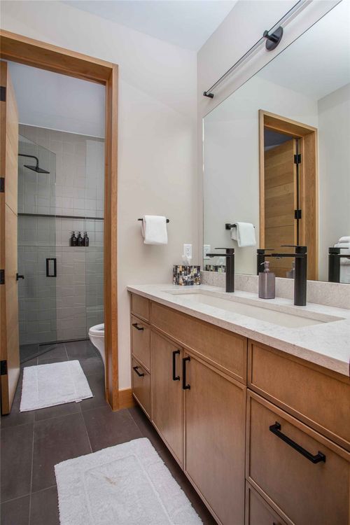 na-3764 Ski Hill Rd, Breckenridge, CO, 80424 | Card Image