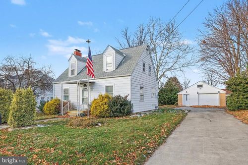 1029 4th Ave, HARRISBURG, PA, 17113-1310 | Card Image