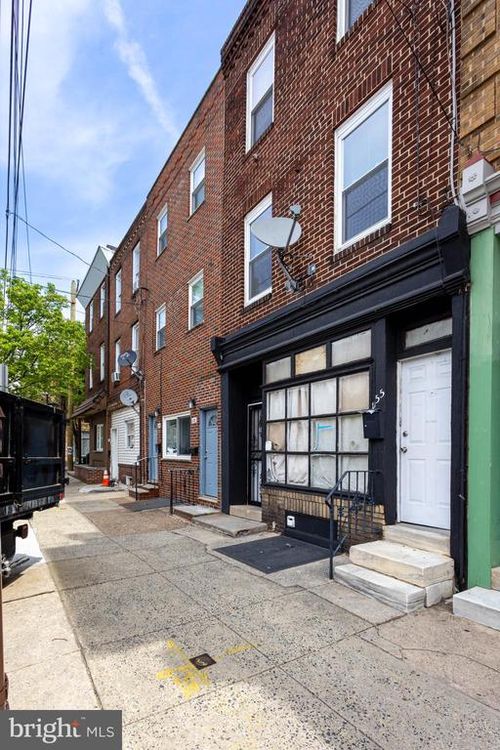 1155 S 11th St, PHILADELPHIA, PA, 19147-4624 | Card Image