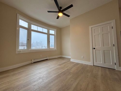 apt-7-408 Central St, Franklin, NH, 03235-1795 | Card Image