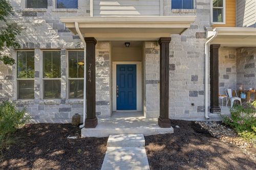 7414 Wolverine St, Austin, TX, 78757-1523 | Card Image