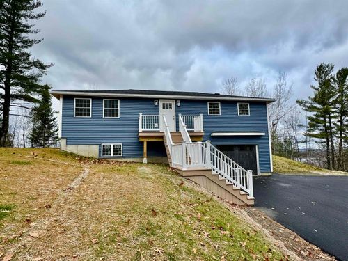 122 Raymond Ave, Newport, VT, 05855-1948 | Card Image