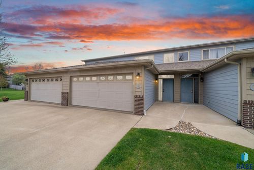 b-6300 S Santa Rosa Cir, Sioux Falls, SD, 57108-2726 | Card Image