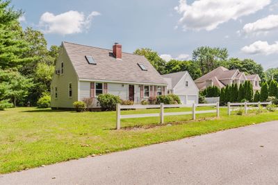 83 Maynard Ave, House other with 4 bedrooms, 2 bathrooms and 6 parking in Seekonk MA | Image 3