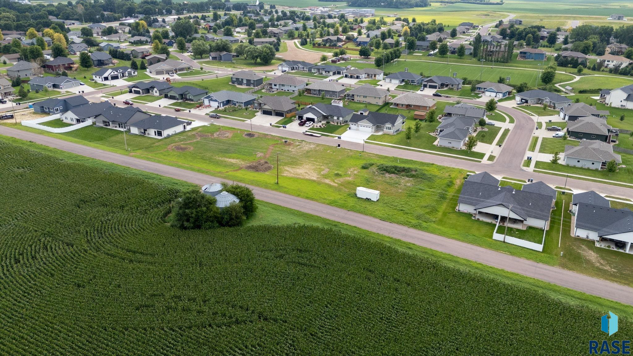 Land in Crooks